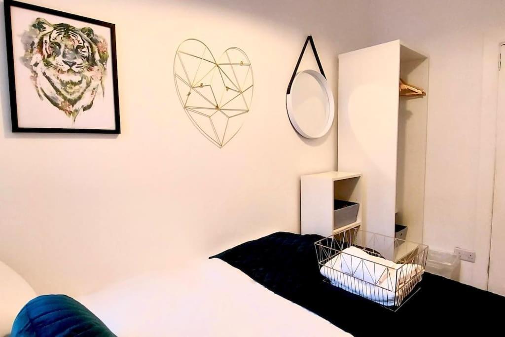 Flat 12A - Central, Modern, Bright Apartment With Free Wifi أوبان المظهر الخارجي الصورة